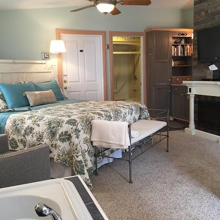 Prairieside Suites Luxury Bed & Breakfast Grandville Bagian luar foto