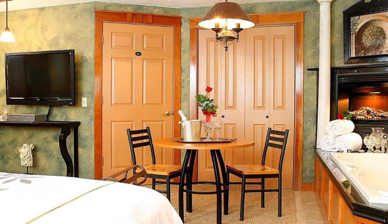 Prairieside Suites Luxury Bed & Breakfast Grandville Bagian luar foto