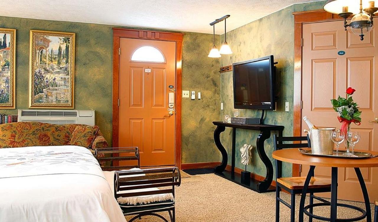 Prairieside Suites Luxury Bed & Breakfast Grandville Bagian luar foto
