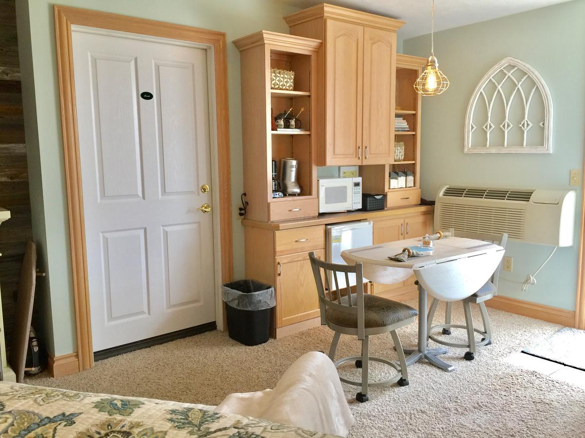 Prairieside Suites Luxury Bed & Breakfast Grandville Bagian luar foto